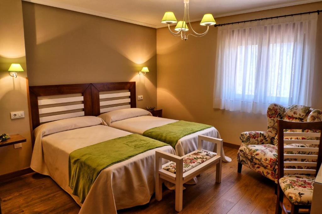 Posada Valle del Oso Lerones Habitación foto