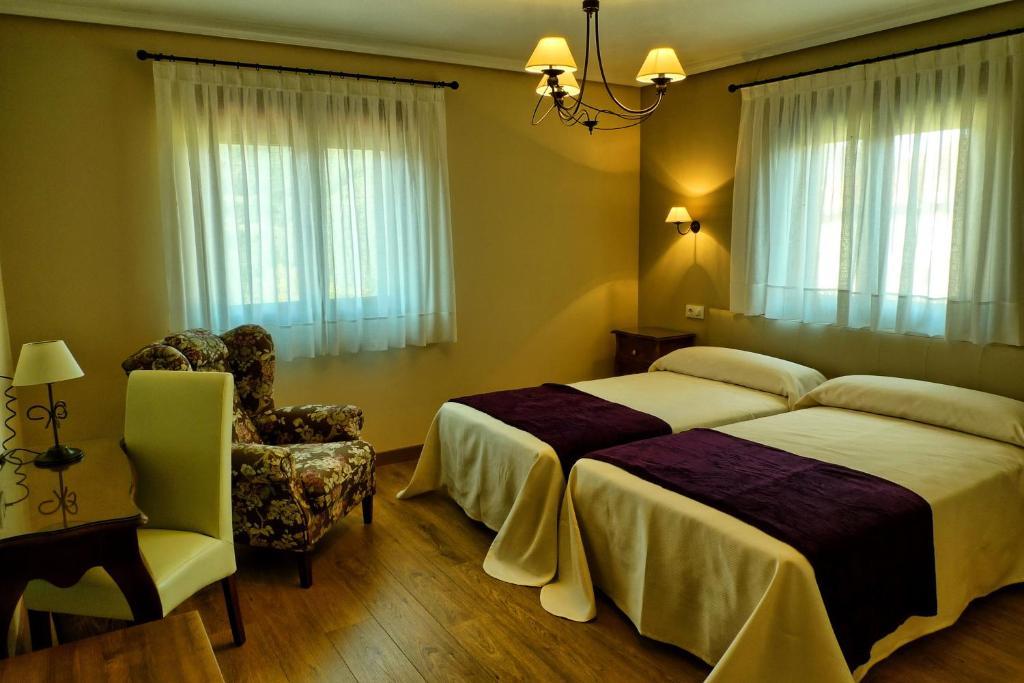 Posada Valle del Oso Lerones Habitación foto